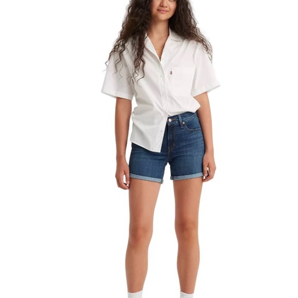 Levi's - NWT - Dark Blue Mid-Rise Denim Shorts - Picture 2 of 7